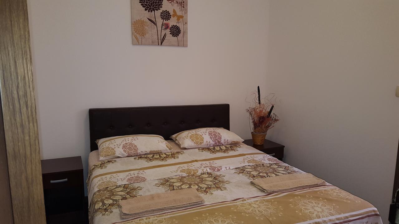 Apartment Dragan Будва Екстер'єр фото